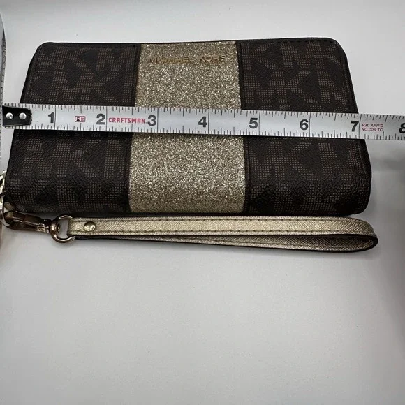 Michael Kors 7" Flat Wallet Center‎ Stripe Wristlet Clutch Card Holder Monogram - Picture 12 of 16